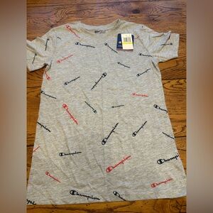 Champion T shirt red/blue logo sz M